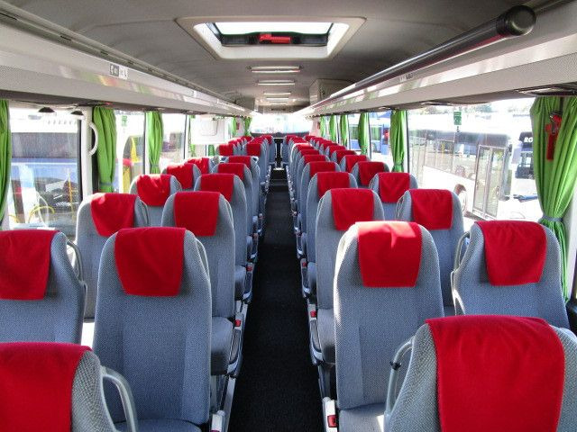 Mercedes-Benz Tourismo RHD 16/2, Euro 6, 51 Sitze, WC, Küche - אוטובוס בין עירוני: תמונה 3 Mercedes-Benz Tourismo RHD 16/2, Euro 6, 51 Sitze, WC, Küche - אוטובוס בין עירוני: תמונה 3