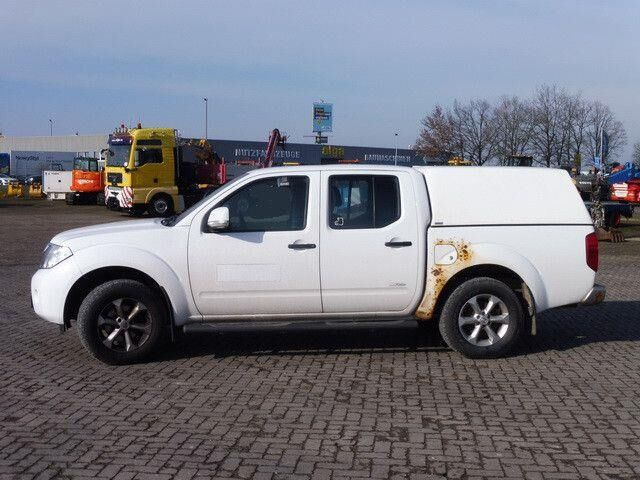Nissan Navara 2.5 Tdi 4x4, DOKA, Pickup, Klima, AHK - כלי רכב מסחרי במיטה שטוחה: תמונה 2 Nissan Navara 2.5 Tdi 4x4, DOKA, Pickup, Klima, AHK - כלי רכב מסחרי במיטה שטוחה: תמונה 2