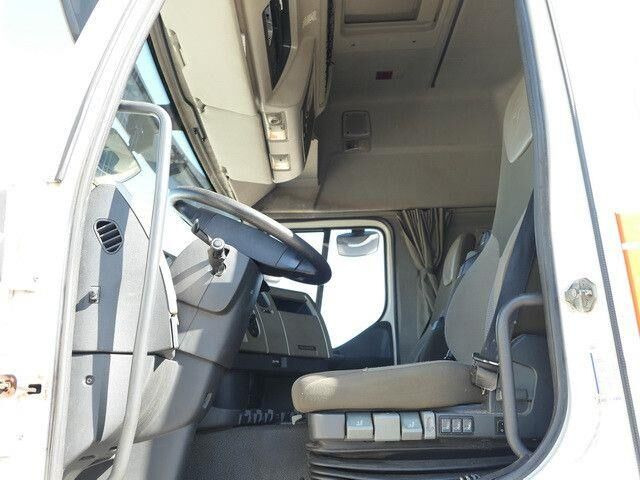 Renault 380-DXI11 PREMIUM, 2x AHK, Sitz-Liegekombination - משאית עם שלדת תא: תמונה 4 Renault 380-DXI11 PREMIUM, 2x AHK, Sitz-Liegekombination - משאית עם שלדת תא: תמונה 4