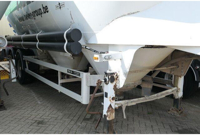 SPITZER SF 2743 PI, Zement, Alu-Felgen, 43m³, 1 Kammer - סמיטריילר מכל: תמונה 3 SPITZER SF 2743 PI, Zement, Alu-Felgen, 43m³, 1 Kammer - סמיטריילר מכל: תמונה 3