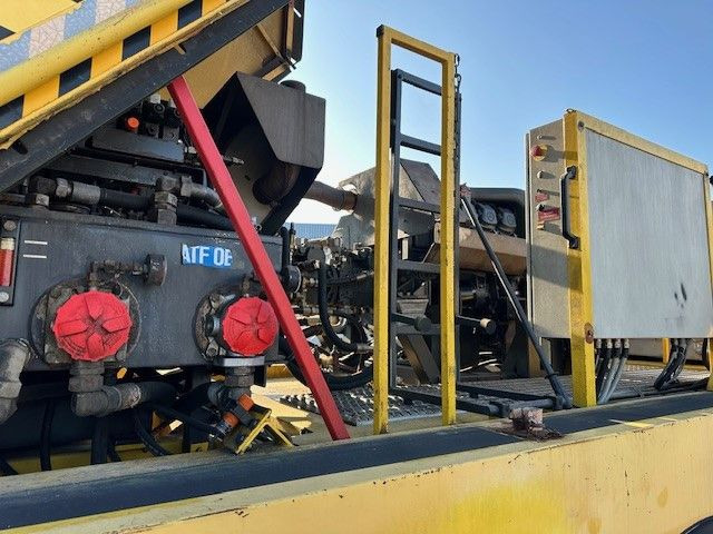 Schmidt CJS 914 Super, Kehrmaschine, Mercedes Motor - מטאטא כבישים: תמונה 4 Schmidt CJS 914 Super, Kehrmaschine, Mercedes Motor - מטאטא כבישים: תמונה 4