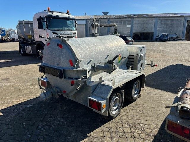 Schmies STS V-1.5-S/023, Vakuumfass, Kompressor Schmies STS V-1.5-S/023, Vakuumfass, Kompressor - קרון נגרר עם מכל: תמונה 3 Schmies STS V-1.5-S/023, Vakuumfass, Kompressor Schmies STS V-1.5-S/023, Vakuumfass, Kompressor - קרון נגרר עם מכל: תמונה 3
