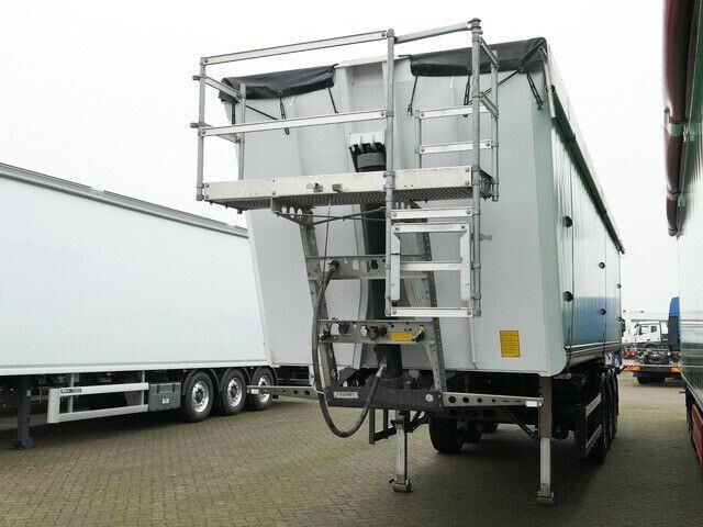 Schmitz Cargobull SKI 24 SL 9.6, Alu, 50m³, Alu-Felgen, Luft-Lift - סמיטריילר עם מזהיר: תמונה 2 Schmitz Cargobull SKI 24 SL 9.6, Alu, 50m³, Alu-Felgen, Luft-Lift - סמיטריילר עם מזהיר: תמונה 2