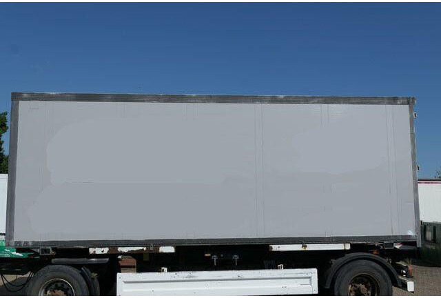 Schmitz Cargobull WKO, Wechselkoffer, Isoliert, Türen, BDF - קרון נגרר בתיבה סגורה: תמונה 2 Schmitz Cargobull WKO, Wechselkoffer, Isoliert, Türen, BDF - קרון נגרר בתיבה סגורה: תמונה 2