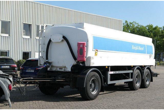 Tank Bunge TAA 22.5/3A3, 3 Kammern,Oben- und Untenbefüllung - קרון נגרר עם מכל: תמונה 4 Tank Bunge TAA 22.5/3A3, 3 Kammern,Oben- und Untenbefüllung - קרון נגרר עם מכל: תמונה 4