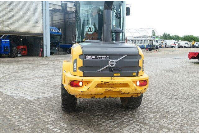Volvo L30G, 4+1 Schaufel, Palettengabel, Hydr. S.W.S. - מעמיס גלגלים: תמונה 4 Volvo L30G, 4+1 Schaufel, Palettengabel, Hydr. S.W.S. - מעמיס גלגלים: תמונה 4
