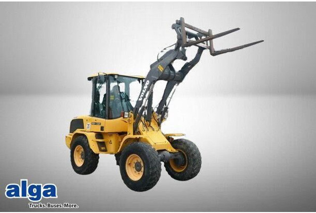 Volvo L30G, 4+1 Schaufel, Palettengabel, Hydr. S.W.S. - מעמיס גלגלים: תמונה 1 Volvo L30G, 4+1 Schaufel, Palettengabel, Hydr. S.W.S. - מעמיס גלגלים: תמונה 1