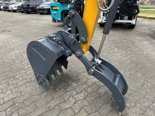 XCMG XE35, Gummikette, Greifer + Hammer, Klima,Yanmar - מיני מחפר: תמונה 4 XCMG XE35, Gummikette, Greifer + Hammer, Klima,Yanmar - מיני מחפר: תמונה 4