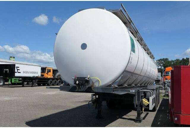 ZORZI 38 S ET, Isoliert, 32m³, 4 Kammern, BPW - סמיטריילר מכל: תמונה 4 ZORZI 38 S ET, Isoliert, 32m³, 4 Kammern, BPW - סמיטריילר מכל: תמונה 4