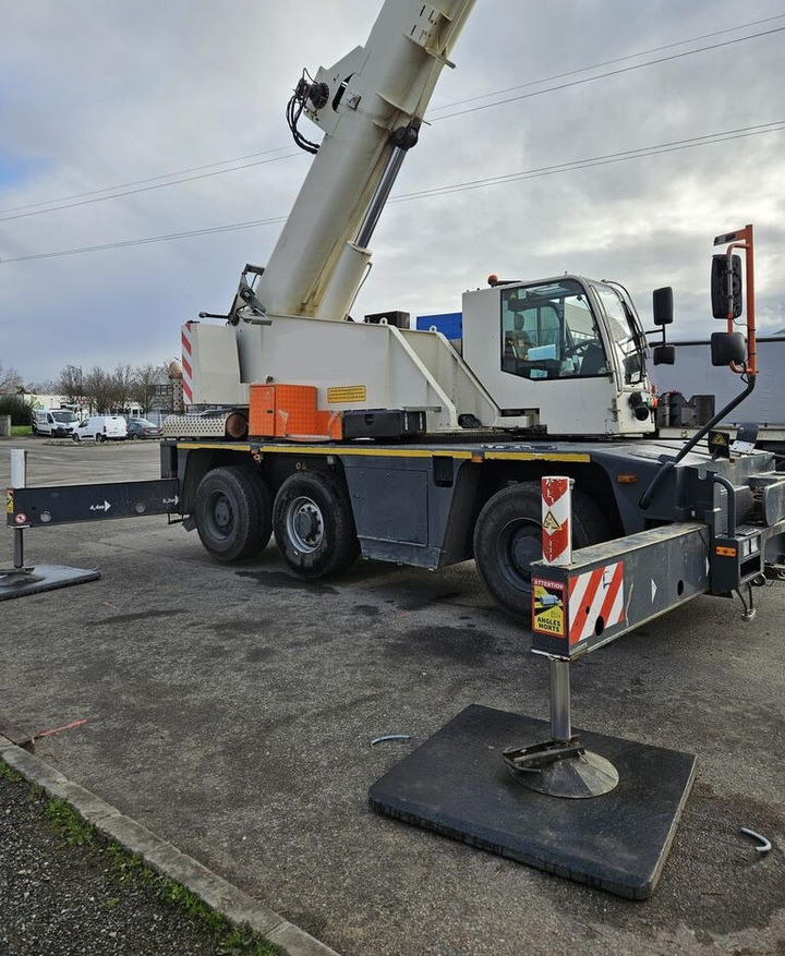 Demag AC 40 City - עגורן נייד: תמונה 1 Demag AC 40 City - עגורן נייד: תמונה 1