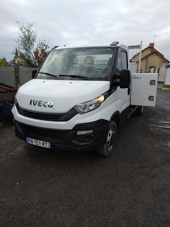 IVECO Daily 35 15 D - מזהיר: תמונה 1 IVECO Daily 35 15 D - מזהיר: תמונה 1