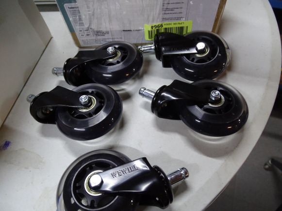 5 Roues pivotantes WEWILL - חבילת גלגלים וצמיגים עבור טרקטור חקלאי: תמונה 1 5 Roues pivotantes WEWILL - חבילת גלגלים וצמיגים עבור טרקטור חקלאי: תמונה 1