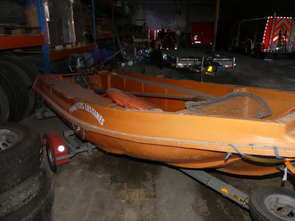 Barque de sauvetage avec remorque et moteur - נגרר לסירה: תמונה 4 Barque de sauvetage avec remorque et moteur - נגרר לסירה: תמונה 4