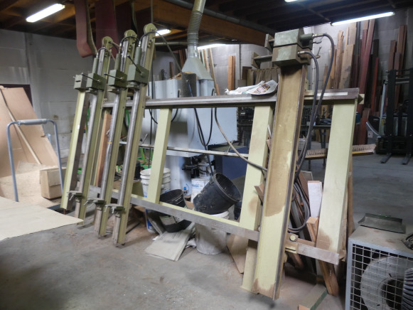 Cadreuse SOVSA - מכונת עיבוד עץ: תמונה 2 Cadreuse SOVSA - מכונת עיבוד עץ: תמונה 2