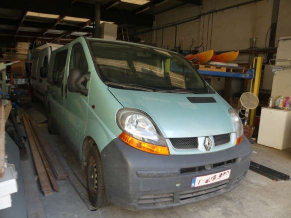 Camionnette Renault TRAFFIC (2003-411.053 km-VIN:VF1FLACA63V180319) - מכונית: תמונה 2 Camionnette Renault TRAFFIC (2003-411.053 km-VIN:VF1FLACA63V180319) - מכונית: תמונה 2