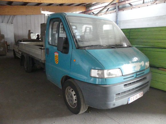 Camionnette benne Peugeot Boxer (1999-235.401 km) - מכונית: תמונה 2 Camionnette benne Peugeot Boxer (1999-235.401 km) - מכונית: תמונה 2