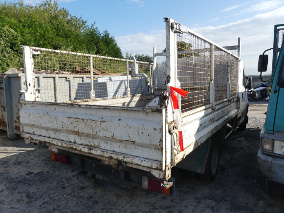 Camionnette benne basculante Iveco 35C10 (2006-196.690 km) - כלי רכב מסחרי מזהיר: תמונה 3 Camionnette benne basculante Iveco 35C10 (2006-196.690 km) - כלי רכב מסחרי מזהיר: תמונה 3