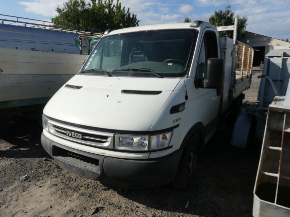 Camionnette benne basculante Iveco 35C10 (2006-196.690 km) - כלי רכב מסחרי מזהיר: תמונה 1 Camionnette benne basculante Iveco 35C10 (2006-196.690 km) - כלי רכב מסחרי מזהיר: תמונה 1