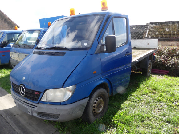 Camionnette plateau Mercedes 308 CDI-D (2002-313.444 km) - כלי רכב מסחרי במיטה שטוחה: תמונה 2 Camionnette plateau Mercedes 308 CDI-D (2002-313.444 km) - כלי רכב מסחרי במיטה שטוחה: תמונה 2