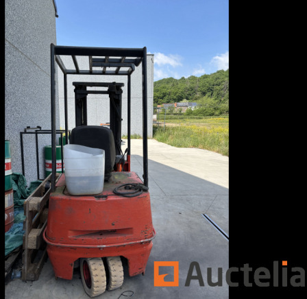 Chariot élévateur / Magasinage LINDE E-15 - מלגזה: תמונה 1 Chariot élévateur / Magasinage LINDE E-15 - מלגזה: תמונה 1