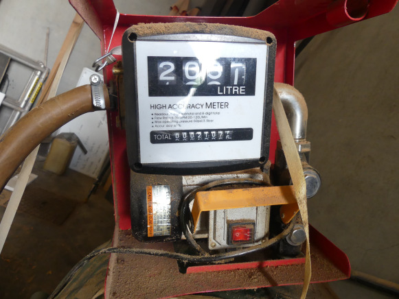 Cuve a gasoil et pompe de distribution ACTP 60 - מכונת מזון: תמונה 3 Cuve a gasoil et pompe de distribution ACTP 60 - מכונת מזון: תמונה 3
