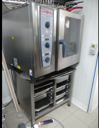 Four vapeur au gaz sur support Rational Compimaster Plus - מכונת מזון: תמונה 1 Four vapeur au gaz sur support Rational Compimaster Plus - מכונת מזון: תמונה 1
