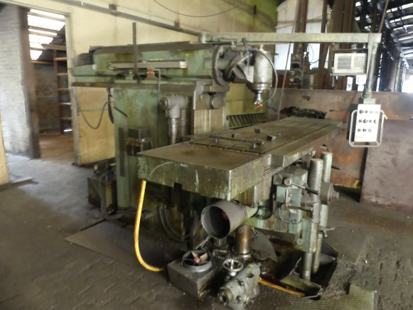 Fraiseuse universelle CNC 3 aves Fias Mh6 - מכונת כרסום: תמונה 2 Fraiseuse universelle CNC 3 aves Fias Mh6 - מכונת כרסום: תמונה 2