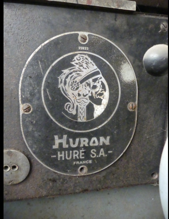 Fraiseuse universelle CNC 3 axes Huron RU 881 - מכונת כרסום: תמונה 5 Fraiseuse universelle CNC 3 axes Huron RU 881 - מכונת כרסום: תמונה 5