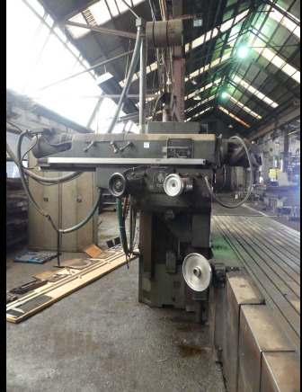 Fraiseuse universelle CNC 3 axes Huron RU 881 - מכונת כרסום: תמונה 4 Fraiseuse universelle CNC 3 axes Huron RU 881 - מכונת כרסום: תמונה 4