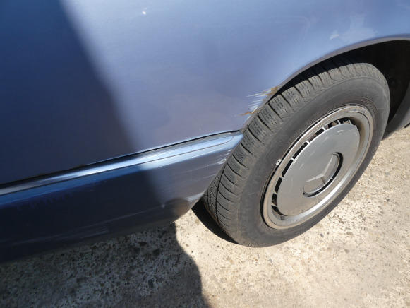 Mercedes-Benz 230 de collection (1996-194.552 km) - מכונית: תמונה 5 Mercedes-Benz 230 de collection (1996-194.552 km) - מכונית: תמונה 5