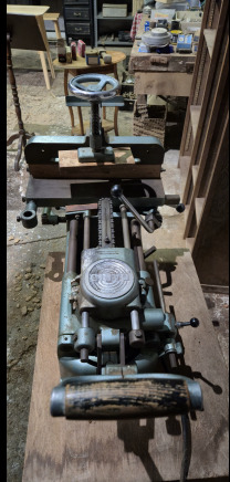 Mortaiseuse RAPID – en parfait état de fonctionnement - מכונת עיבוד עץ: תמונה 2 Mortaiseuse RAPID – en parfait état de fonctionnement - מכונת עיבוד עץ: תמונה 2