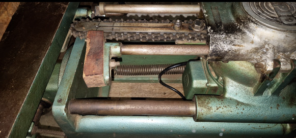 Mortaiseuse RAPID – en parfait état de fonctionnement - מכונת עיבוד עץ: תמונה 5 Mortaiseuse RAPID – en parfait état de fonctionnement - מכונת עיבוד עץ: תמונה 5