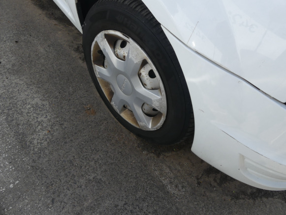 REF:10423 - Voiture Dacia Logan 1.5 DCI break (2012-254.373 km) - כלי רכב מסחרי קומבי: תמונה 4 REF:10423 - Voiture Dacia Logan 1.5 DCI break (2012-254.373 km) - כלי רכב מסחרי קומבי: תמונה 4