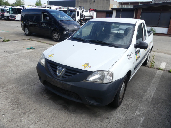 REF:12391 - Camionnette pickup Dacia Logan 1.5 DCI (2011-175.387 km) - טנדר: תמונה 1 REF:12391 - Camionnette pickup Dacia Logan 1.5 DCI (2011-175.387 km) - טנדר: תמונה 1