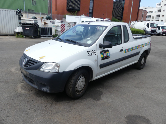 REF:12395 - Camionnette pickup Dacia Logan 1.5 DCI (2012-121.398 km) - טנדר: תמונה 1 REF:12395 - Camionnette pickup Dacia Logan 1.5 DCI (2012-121.398 km) - טנדר: תמונה 1