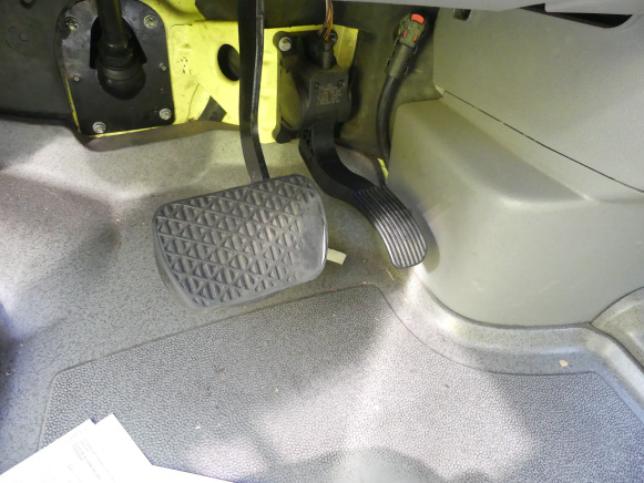 אמבולנס REF:19 - Ambulance Mercedes-Benz Sprinter (2013-349.217 km): תמונה 18
