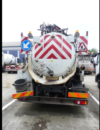 REF:19354 - Camion hydrocureur Renault Midlum 220DXI (2011-45.241 km) - משאית ואקום: תמונה 5 REF:19354 - Camion hydrocureur Renault Midlum 220DXI (2011-45.241 km) - משאית ואקום: תמונה 5