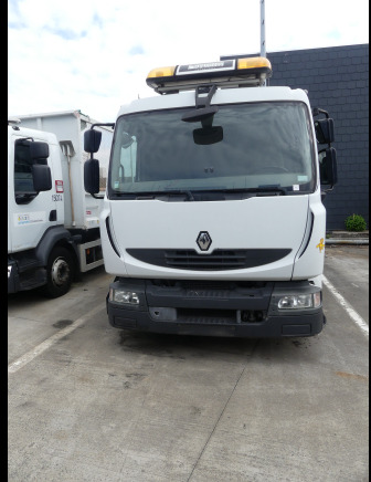 REF:19354 - Camion hydrocureur Renault Midlum 220DXI (2011-45.241 km) - משאית ואקום: תמונה 2 REF:19354 - Camion hydrocureur Renault Midlum 220DXI (2011-45.241 km) - משאית ואקום: תמונה 2
