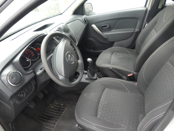 REF:19514 - Voiture Dacia Logan (2013-106.372 km) (VIN:UU14SDAG350005502) - מכונית: תמונה 2 REF:19514 - Voiture Dacia Logan (2013-106.372 km) (VIN:UU14SDAG350005502) - מכונית: תמונה 2
