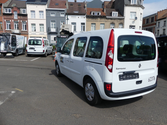 REF:62376 - Voiture Renault Kangoo 1.5 D (2011-42.514 km) - SUV: תמונה 5 REF:62376 - Voiture Renault Kangoo 1.5 D (2011-42.514 km) - SUV: תמונה 5