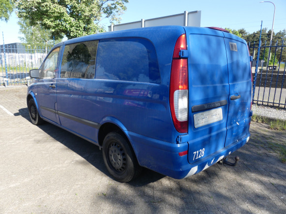 REF:7128 - Camionnette Mercedes-Benz Vito (2011-346.992 km) - כלי רכב מסחרי: תמונה 4 REF:7128 - Camionnette Mercedes-Benz Vito (2011-346.992 km) - כלי רכב מסחרי: תמונה 4