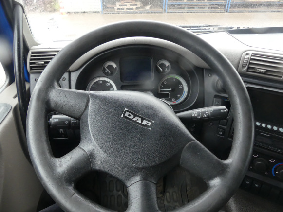 REF:BZ-DF-46 - Camion poubelle DAF FAG CF75 (2011-333.637 km) - משאית אשפה: תמונה 5 REF:BZ-DF-46 - Camion poubelle DAF FAG CF75 (2011-333.637 km) - משאית אשפה: תמונה 5