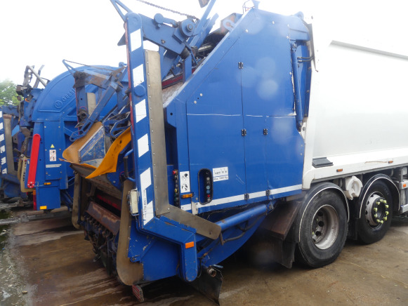 REF:BZ-DF-46 - Camion poubelle DAF FAG CF75 (2011-333.637 km) - משאית אשפה: תמונה 3 REF:BZ-DF-46 - Camion poubelle DAF FAG CF75 (2011-333.637 km) - משאית אשפה: תמונה 3