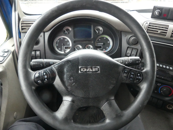 REF:BZ-NG-30 - Camion poubelle DAF FAG CF 75 (2011-465.671 km) - משאית אשפה: תמונה 5 REF:BZ-NG-30 - Camion poubelle DAF FAG CF 75 (2011-465.671 km) - משאית אשפה: תמונה 5