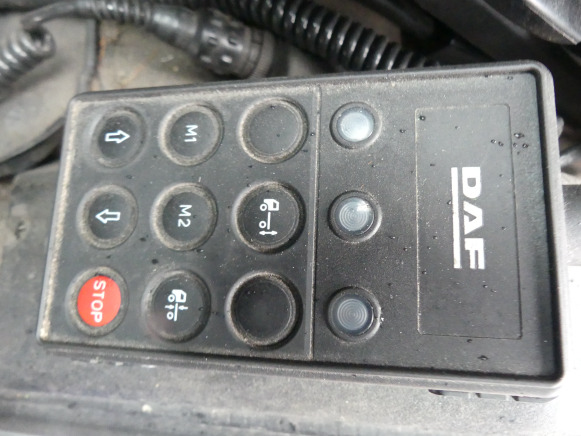 משאית אשפה REF:BZ-NG-30 - Camion poubelle DAF FAG CF 75 (2011-465.671 km): תמונה 15