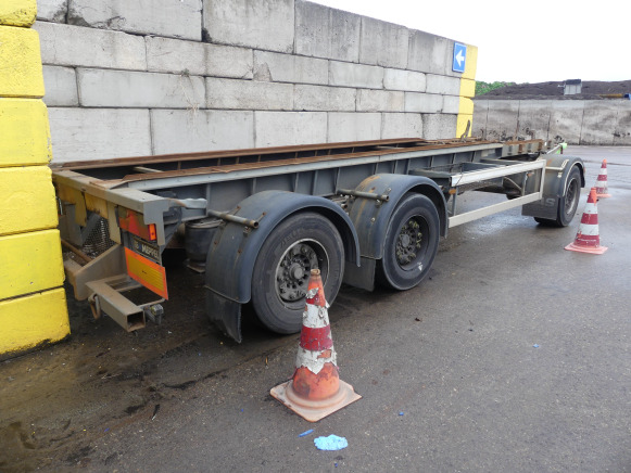 REF:WS-RS-95 - Remorque porte container GS Meppel AIC-2700N - קרון נגרר מוביל מכולות/ החלפת גוף: תמונה 3 REF:WS-RS-95 - Remorque porte container GS Meppel AIC-2700N - קרון נגרר מוביל מכולות/ החלפת גוף: תמונה 3