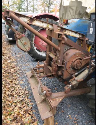 טרקטור חקלאי Tracteur agricole + treuil Ford Super Major: תמונה 13 טרקטור חקלאי Tracteur agricole + treuil Ford Super Major: תמונה 13