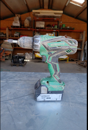 Visseuse Hitachi DS18DJL - ציוד בנייה: תמונה 1 Visseuse Hitachi DS18DJL - ציוד בנייה: תמונה 1