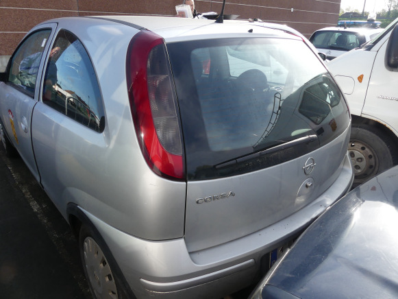 Voiture Opel Corsa - מכונית: תמונה 3 Voiture Opel Corsa - מכונית: תמונה 3