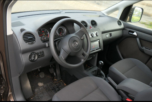 Voiture Volkswagen Caddy (2014-152.805 km) - מכונית: תמונה 4 Voiture Volkswagen Caddy (2014-152.805 km) - מכונית: תמונה 4
